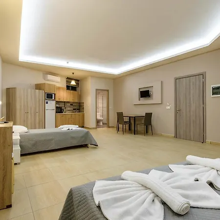 Aparthotel Irene &