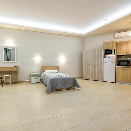 Irene & Aparthotel 3*